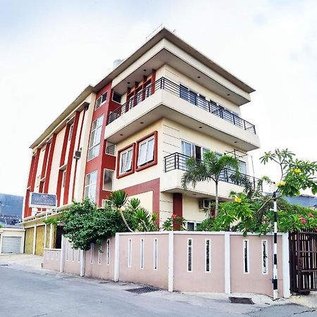Hotel Arya Graha Semarang Zewnętrze zdjęcie
