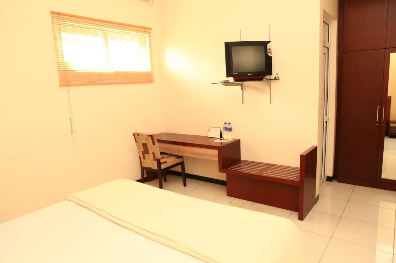 Hotel Arya Graha Semarang Zewnętrze zdjęcie